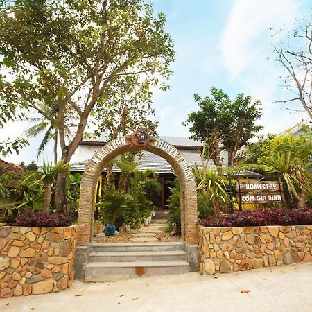 Nha Vuon Thuyen Truong Dong Hoi Exterior photo