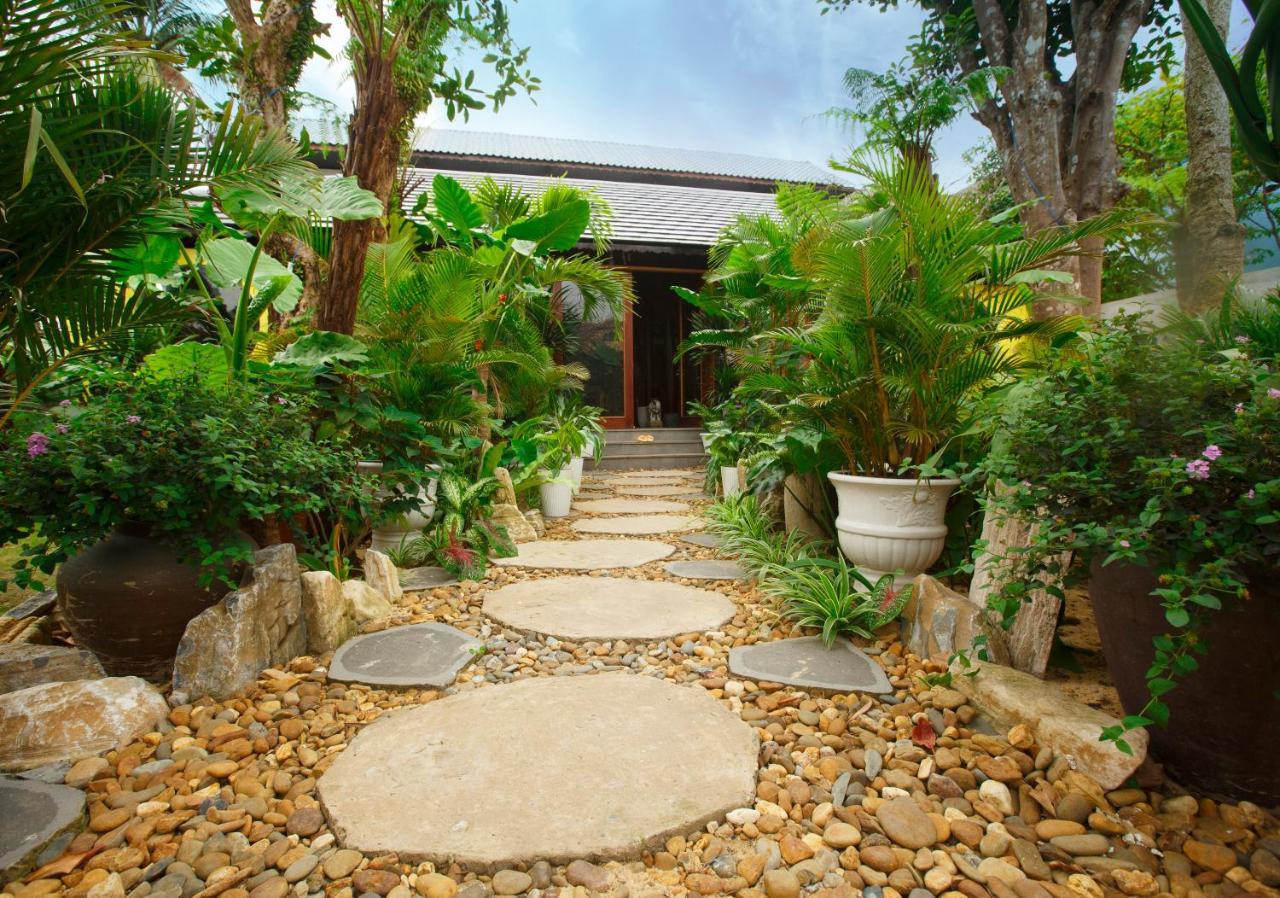 Nha Vuon Thuyen Truong Dong Hoi Exterior photo